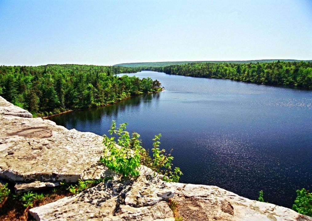 Scenic Minnewaska - Lake Awosting - Lake Minnewaska